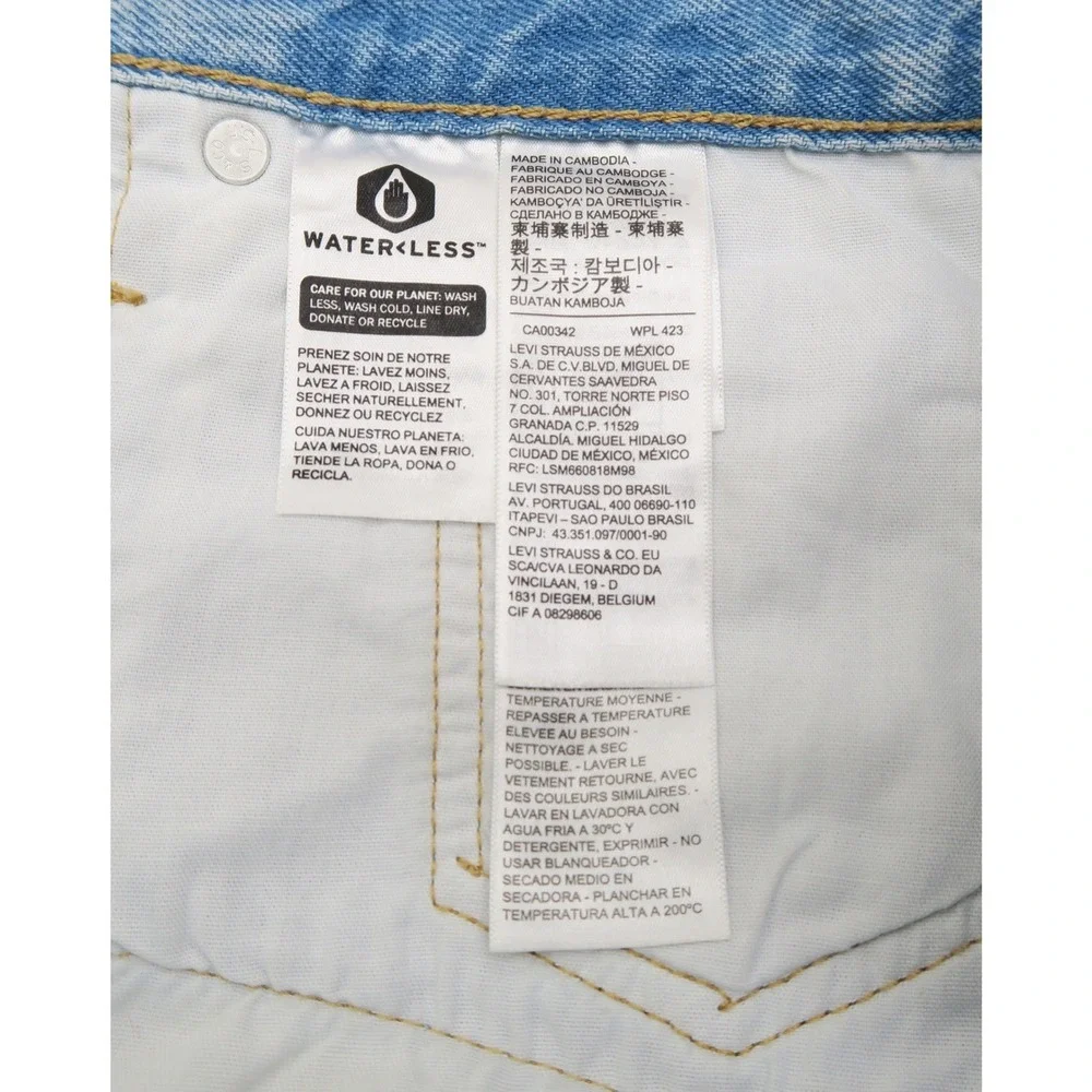 Levis Premium 501 Cut Off Denim Shorts Light Wash‎ Blue W33 56327-0086